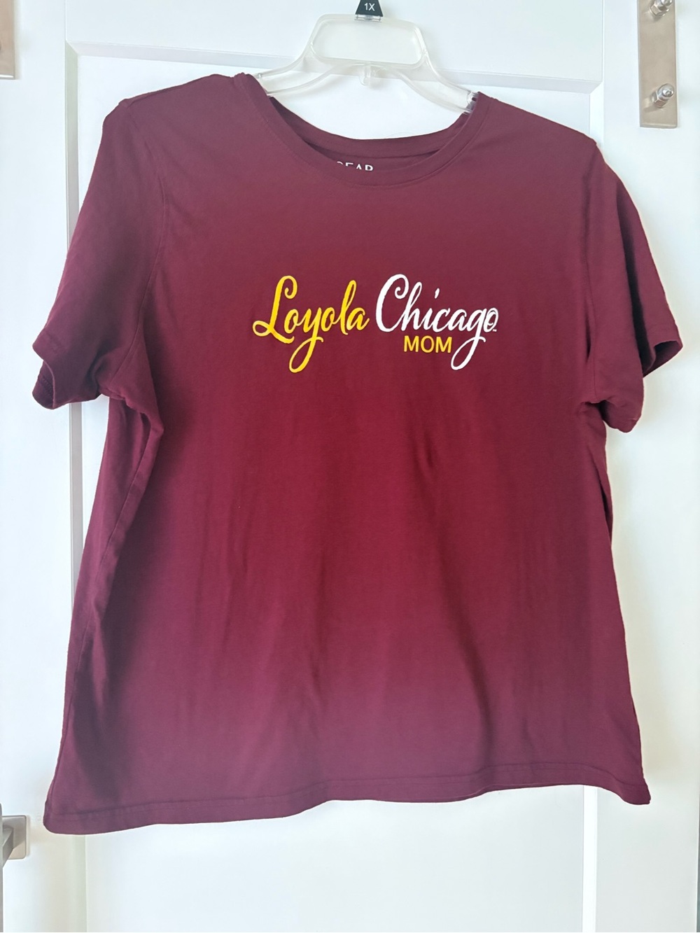 Maroon 'Loyola Chicago Mom' Graphic Tee